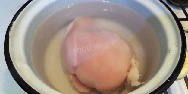 грибы в горшочках с сыром луком курицей