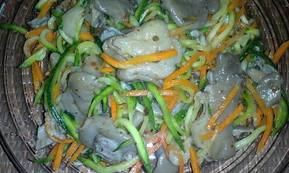 Рецепт грибов вешенки с овощами по-корейским мотивам