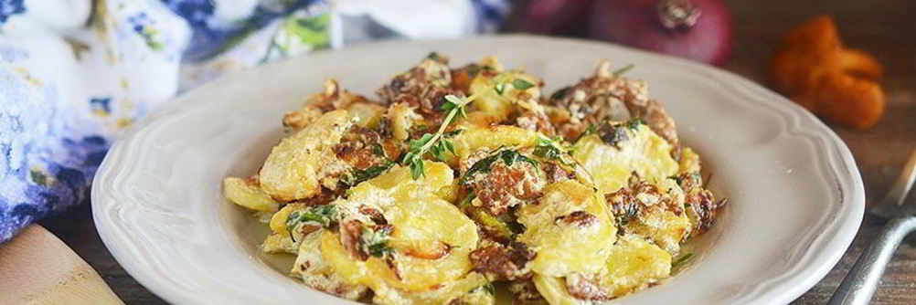 Лисички с кабачками жареные