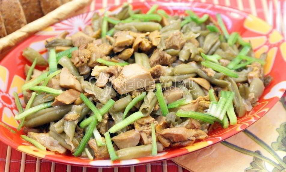 Рецепт лисичек жаренных со стручковой фасолью