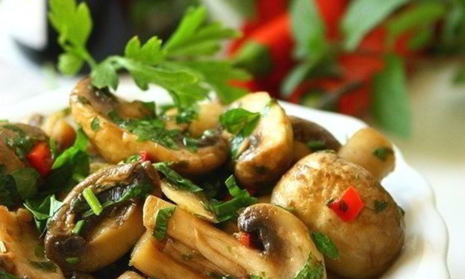 Рецепт пикантных шампиньонов