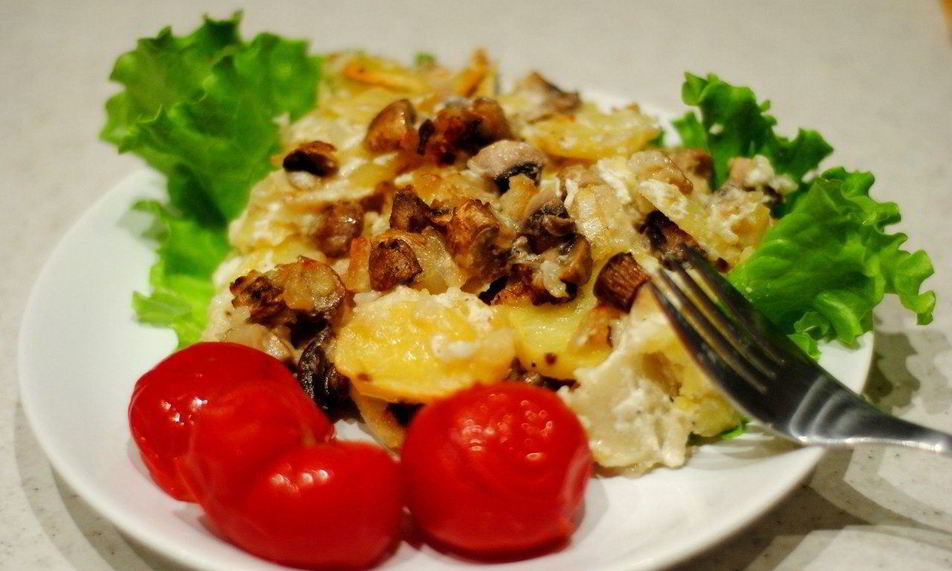 Рецепт шампиньонов с картошкого в сметан