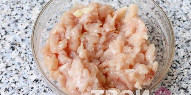 шампиньоны с курицей и сыром