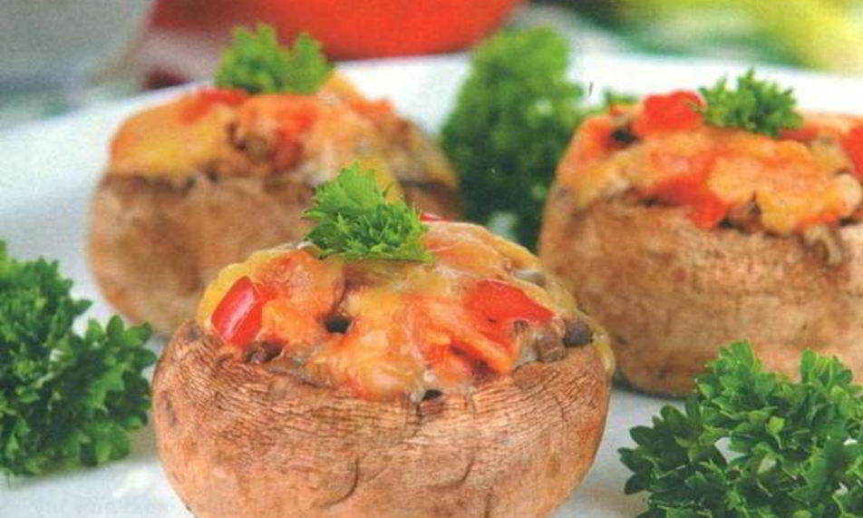 Рецепт шампиньонов с помидорами и сыром