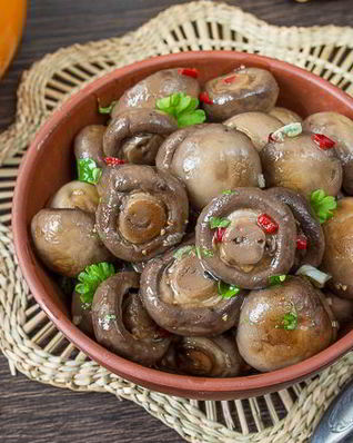 Шампиньоны в медовом маринаде