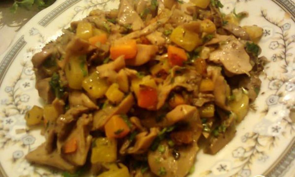Рецепт тушеных шампиньонов с тыквой и орегано