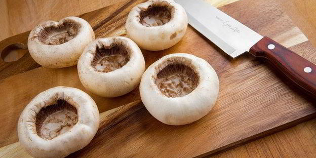 запеченные шампиньоны по-итальянски