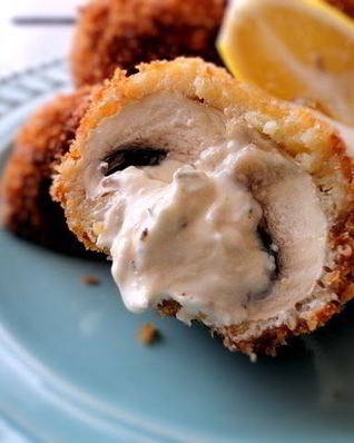 Жареные фаршированные шампиньоны