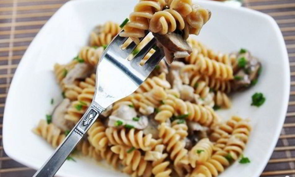 Рецепт жареных грибов с макаронами