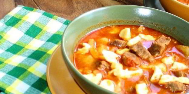 будапештский гуляш c чапетками