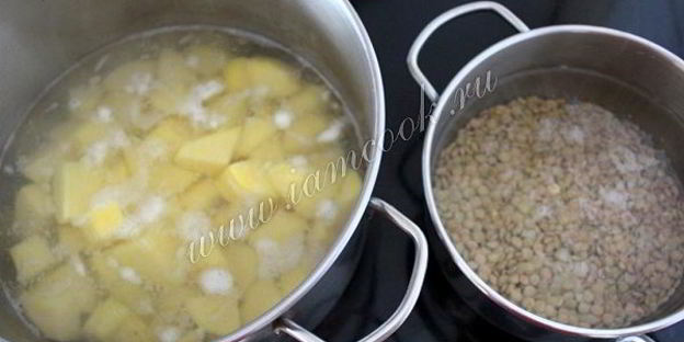 гуляш из картофеля и чечевицы