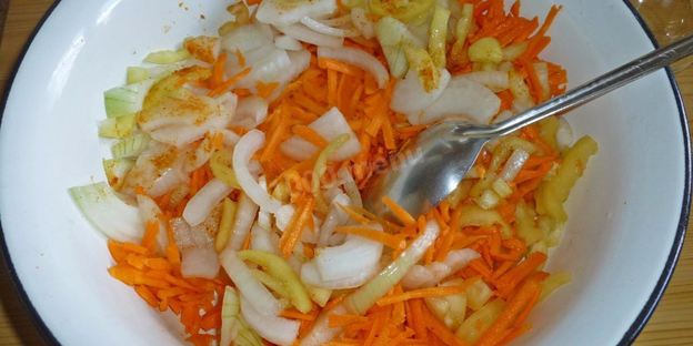 гуляш из куриных желудков