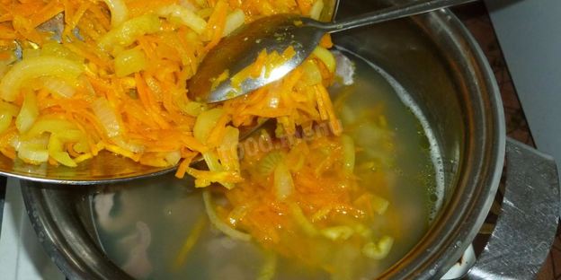 гуляш из куриных желудков