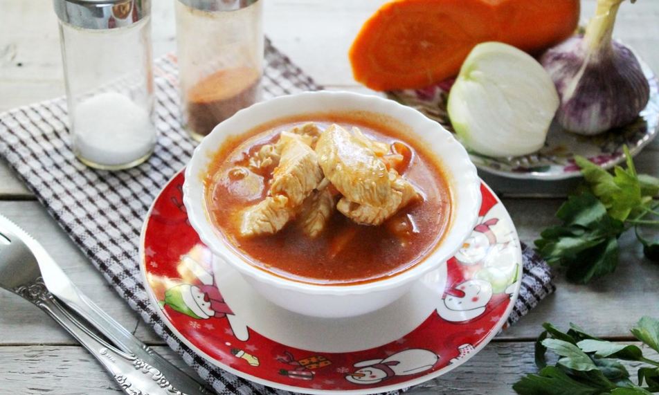 Рецепт гуляша из курицы с подливкой