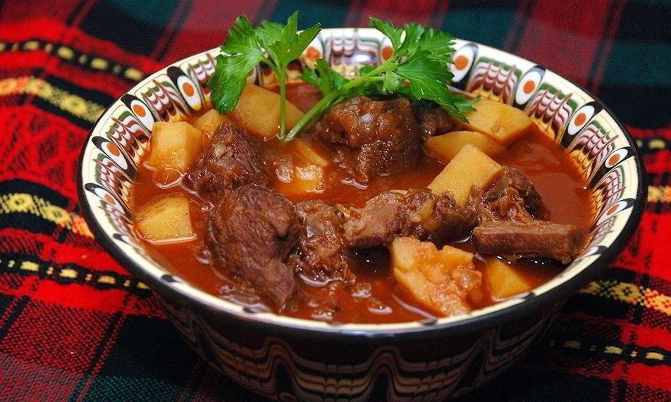 Рецепт гуляша из мраморной говядины