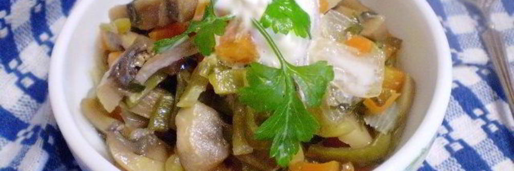 Гуляш из шампиньонов