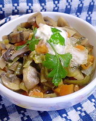 Гуляш из шампиньонов