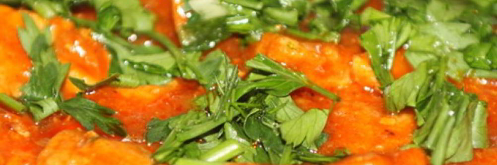 Гуляш из свинины с подливкой