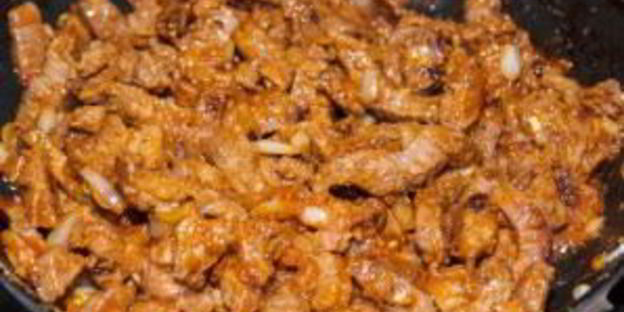 гуляш с говядиной