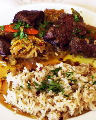 Гуляш с капустой