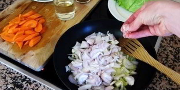 гуляш с капустой