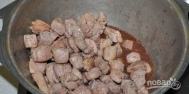 гуляш с красным вином