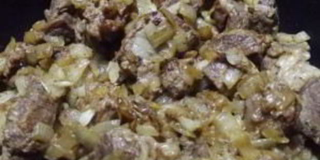 гуляш с подливкой в мультиварке