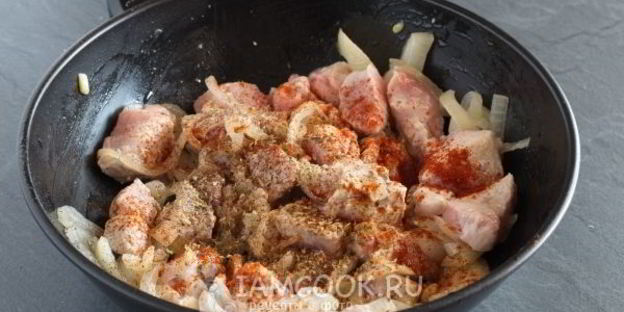 гуляш в хлебе по-чешски