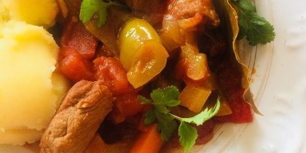 нежный гуляш из телятины