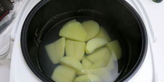 картофельное пюре с лососем в мультиварке