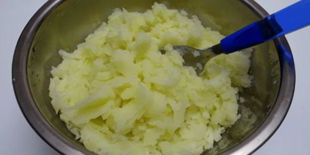 картофельное пюре с лососем в мультиварке