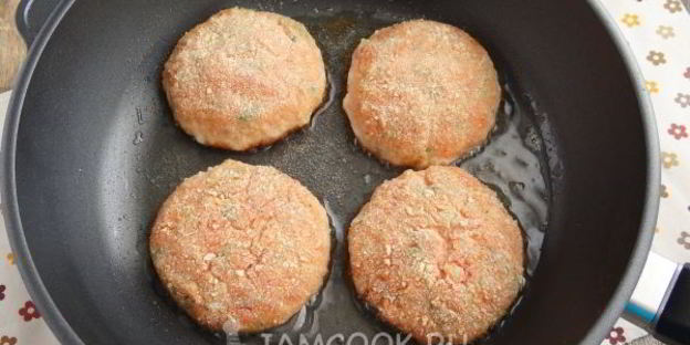 котлеты из кеты с плавленым сыром