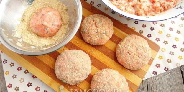 котлеты из кеты с плавленым сыром