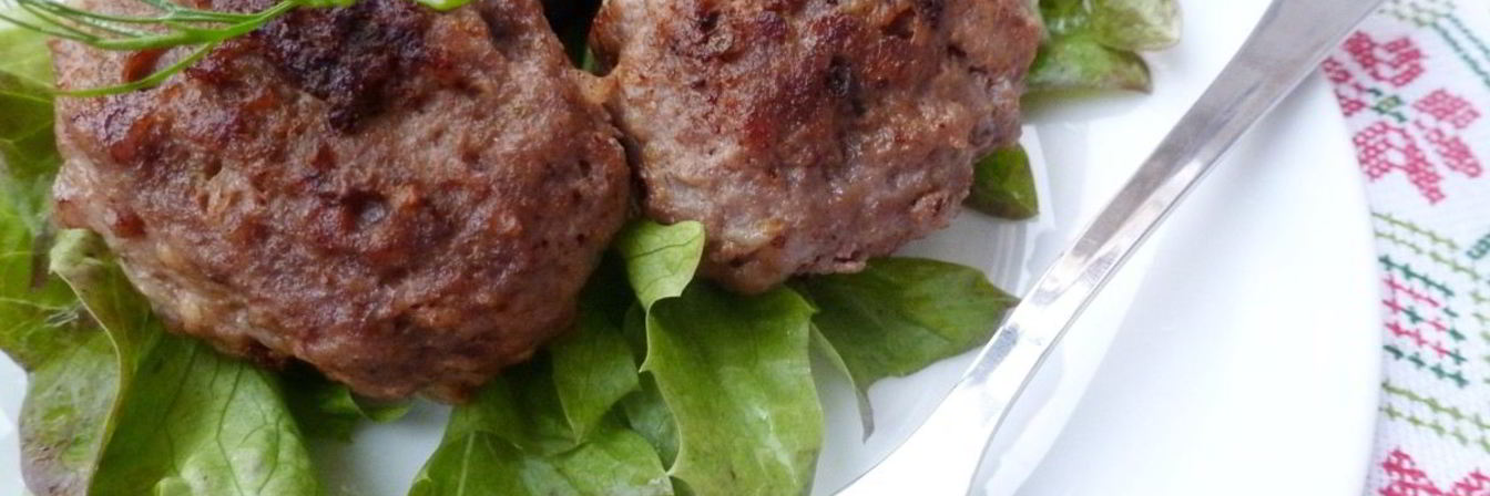 Котлеты с маринованными огурцами