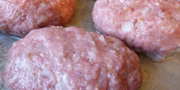 котлеты с маринованными огурцами