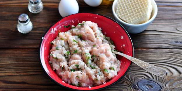 котлеты в вафельных коржах