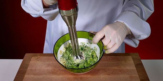 куриные котлеты тапака с зеленью