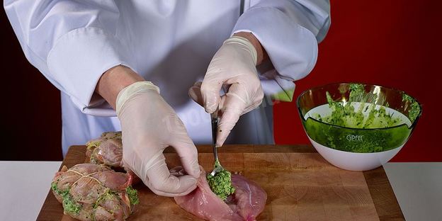 куриные котлеты тапака с зеленью