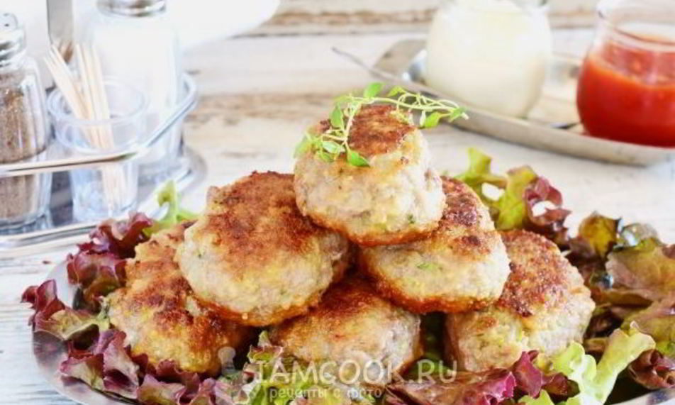 Рецепт мясных котлет с кабачками