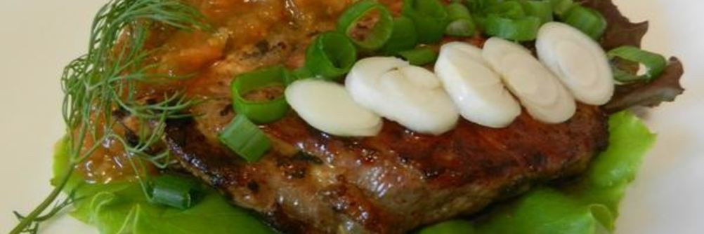 Свиная котлета на кости