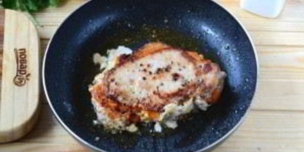 свиные котлеты с тыквенным паштетом