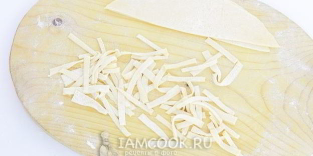 лапша домашняя на яйцах