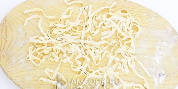 лапша домашняя на яйцах