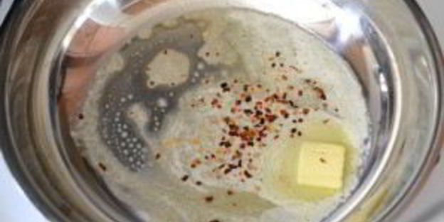 лапша под соусом