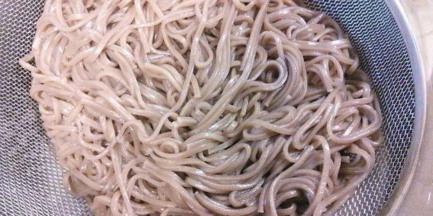 лапша с курицей и овощами