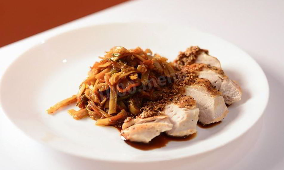 Рецепт лапши удон с овощами под кунжутным соусом с куриной грудкой