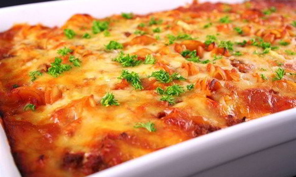 Рецепт лазанья с феттучини, фрикадельками, томатами и сыром