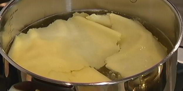 лазанья с грибами, козьим сыром и шпинатом