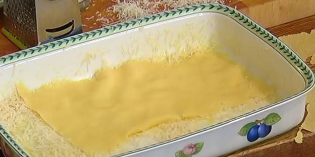 лазанья с грибами, козьим сыром и шпинатом