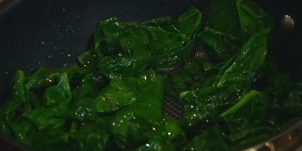 лазанья с грибами, козьим сыром и шпинатом